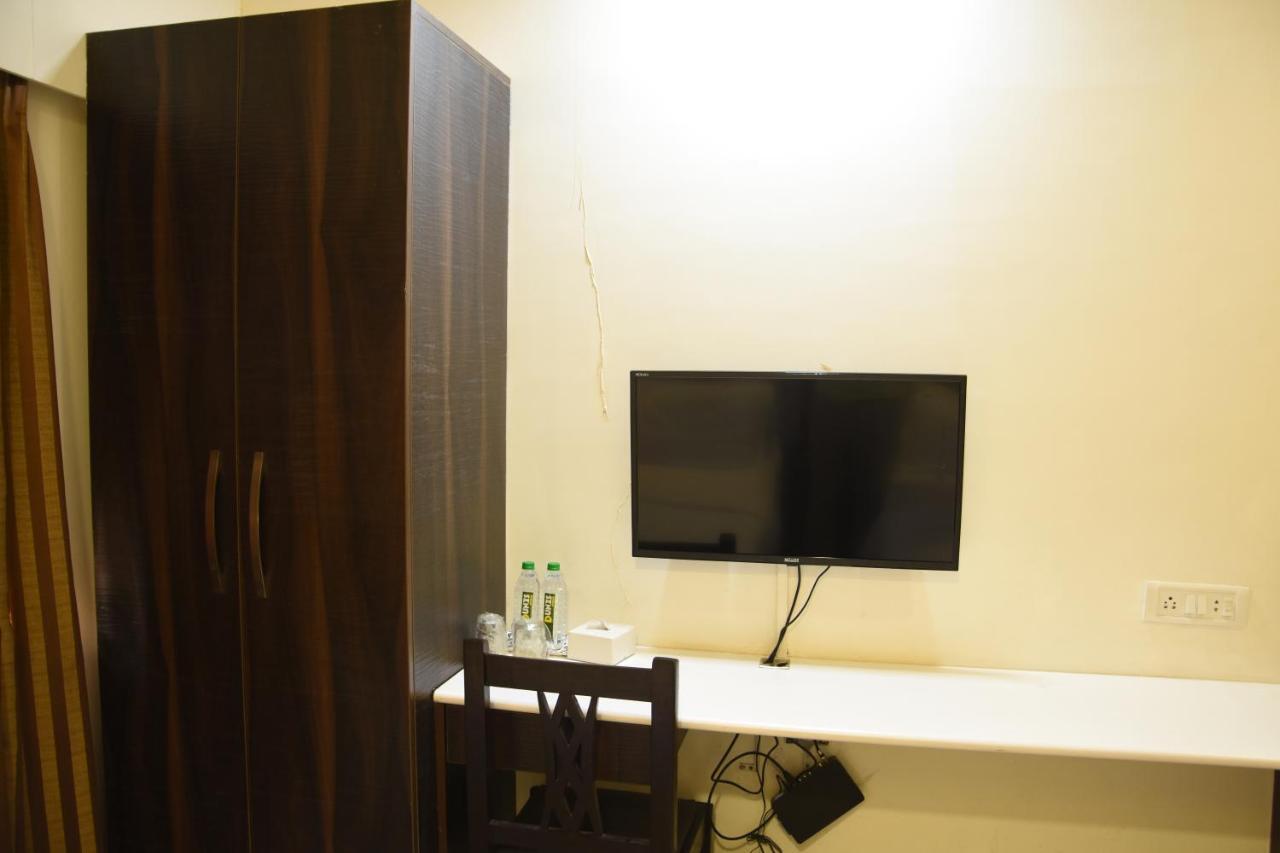 Hotel Galaxy Comforts Mumbai Luaran gambar
